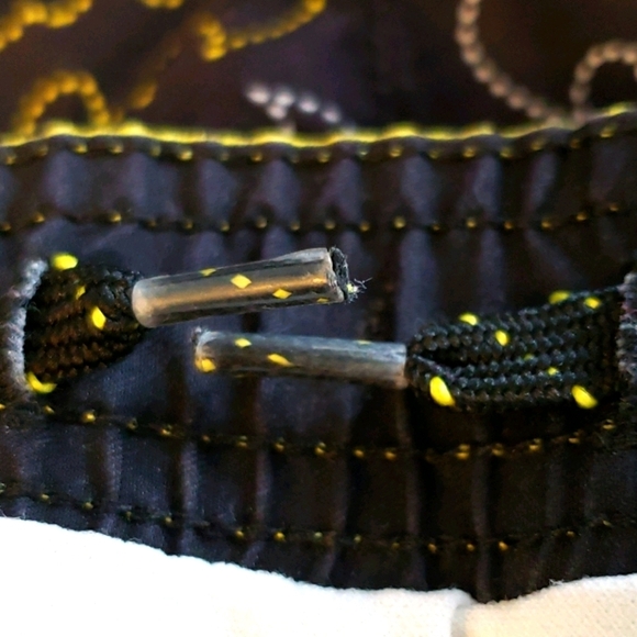 DC Comics Batman Swim Trunks Size 2T - Picture 6 of 7